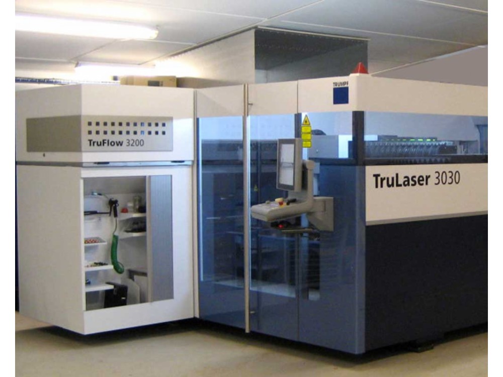 Macchina taglio laser CNC usata Trumpf L3030 4000W