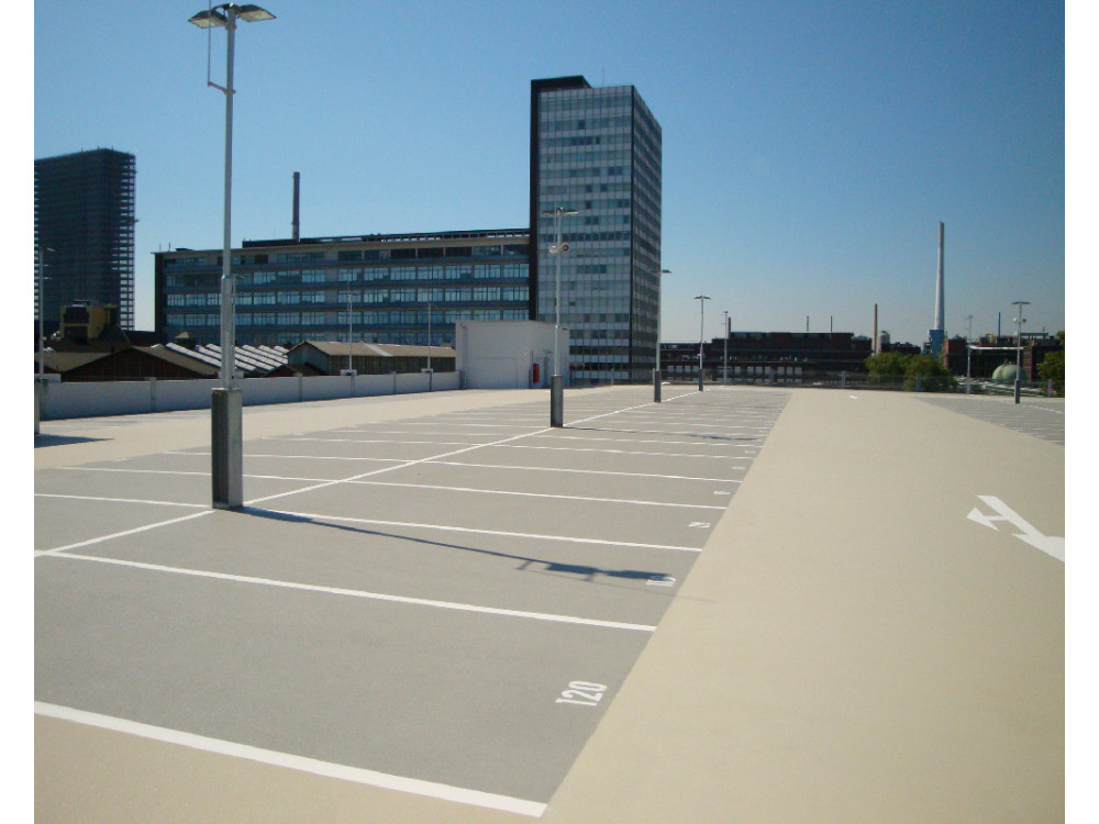 Pavimenti per parcheggi esterni e con transiti intensi